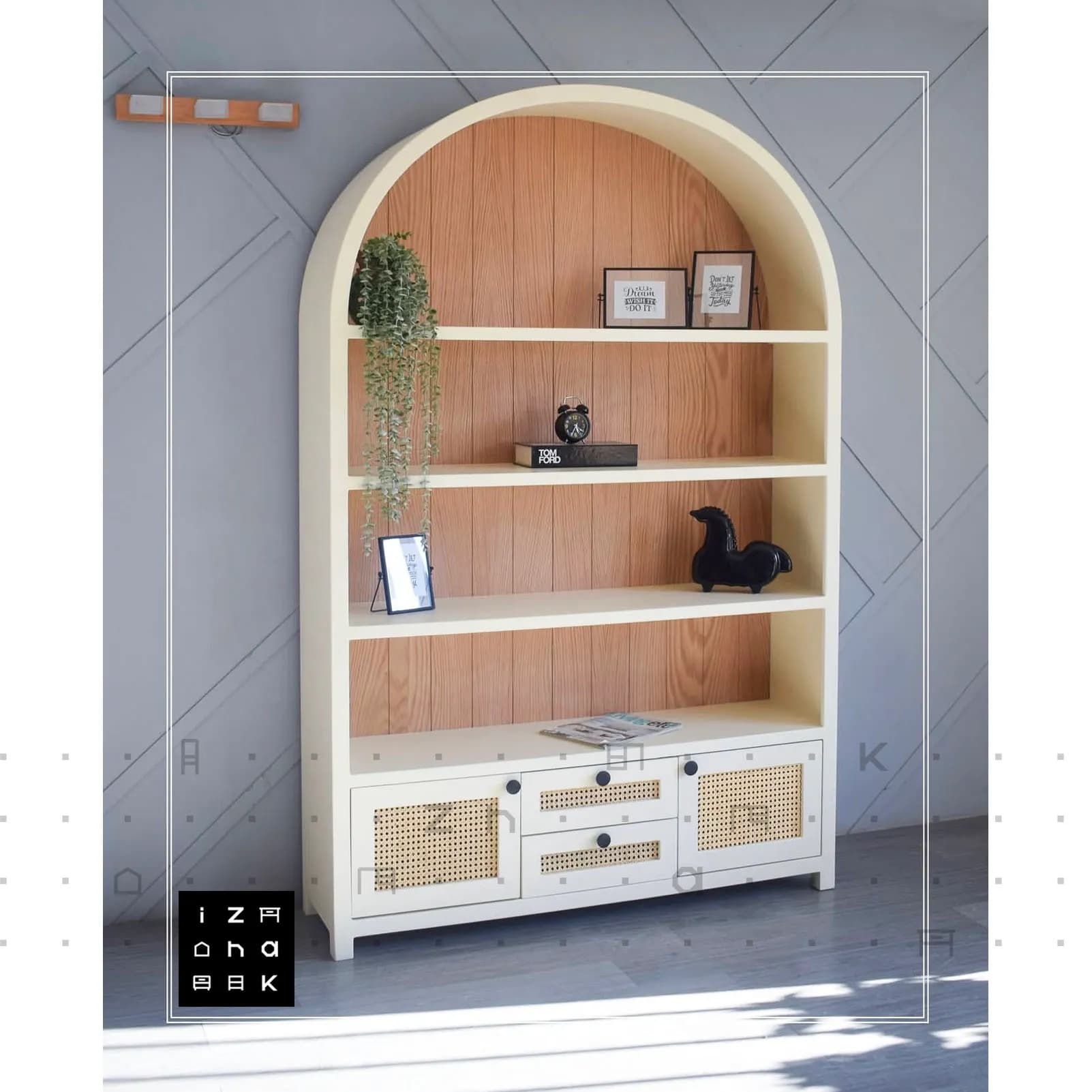 ویترین کتابخانه نئوکلاسیک مدل پرتو پلاس