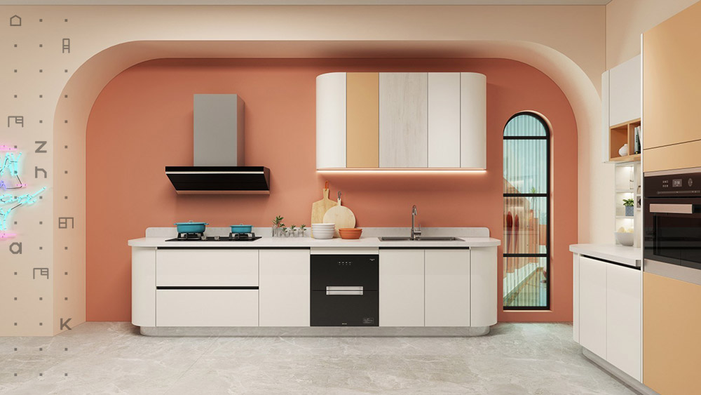 کابینت‌های براق در صورتی که از رنگ‌های روشن استفاده شود برای آشپزخانه‌های کوچک‌ مناسب هستند.